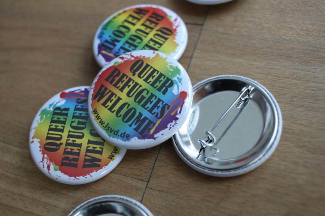 Buttons Queer Refugees Welcome