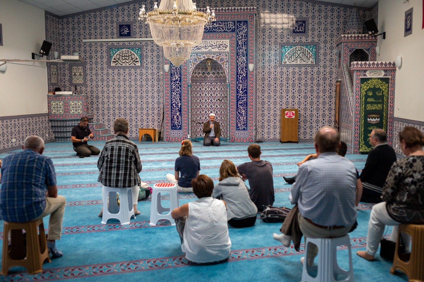 Zu Besuch in der DITIB Osman-Gazi-Moschee.