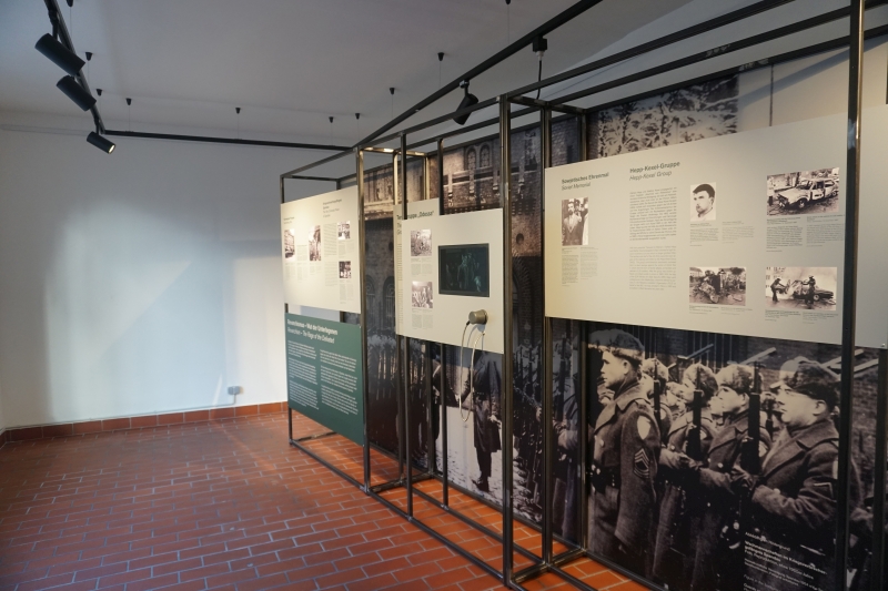 Blick in die Ausstellung "RECHTSTERRORISMUS. Verschwörung und Selbstermächtigung – 1945 bis heute". Foto: Museen der Stadt Nürnberg, Memorium Nürnberger Prozesse